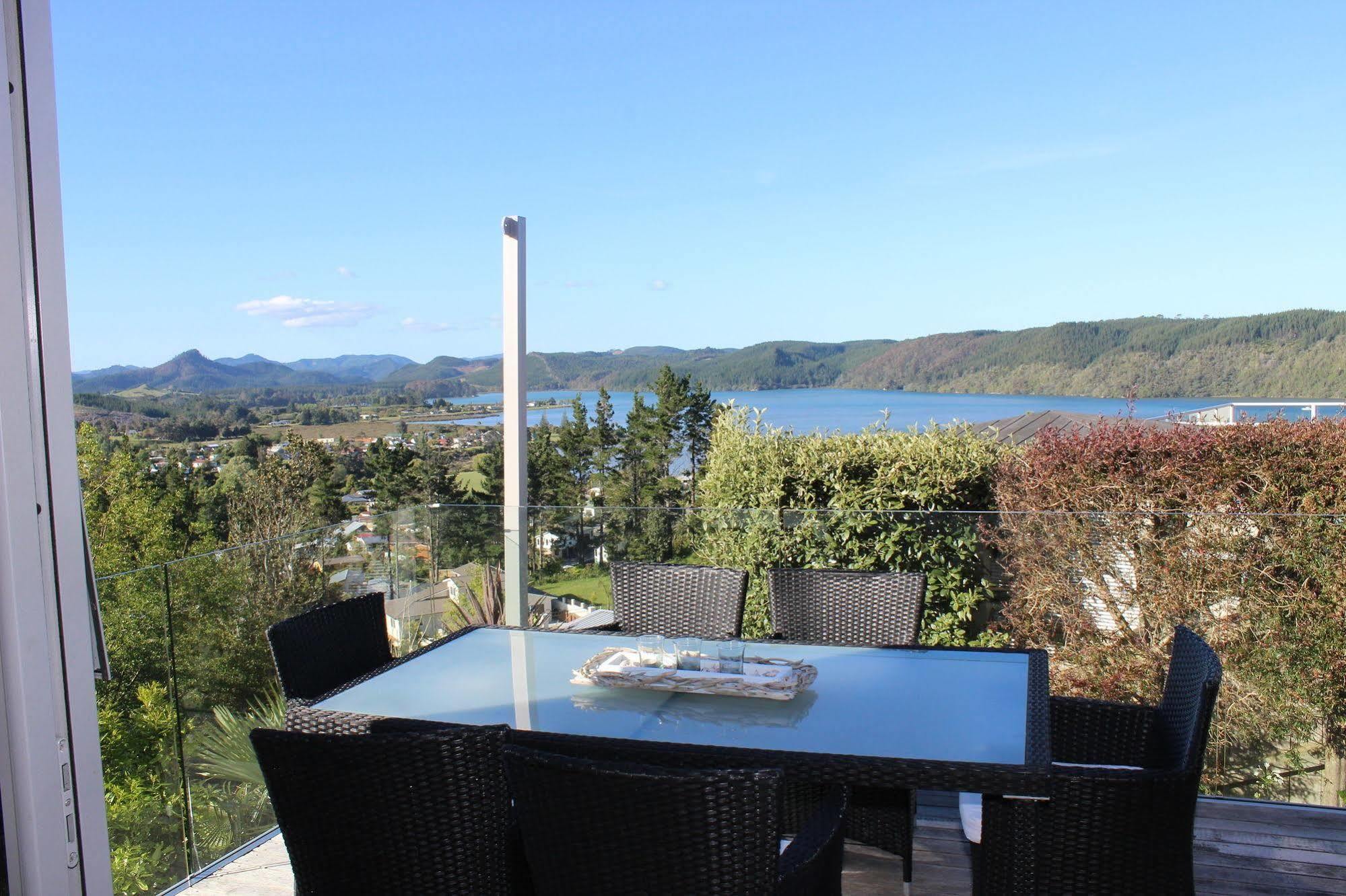 Stunning Views Bed, Breakfast & Health Retreat Bed & Breakfast Whangamata Exterior photo